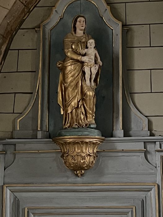 statue : Vierge à l'Enfant