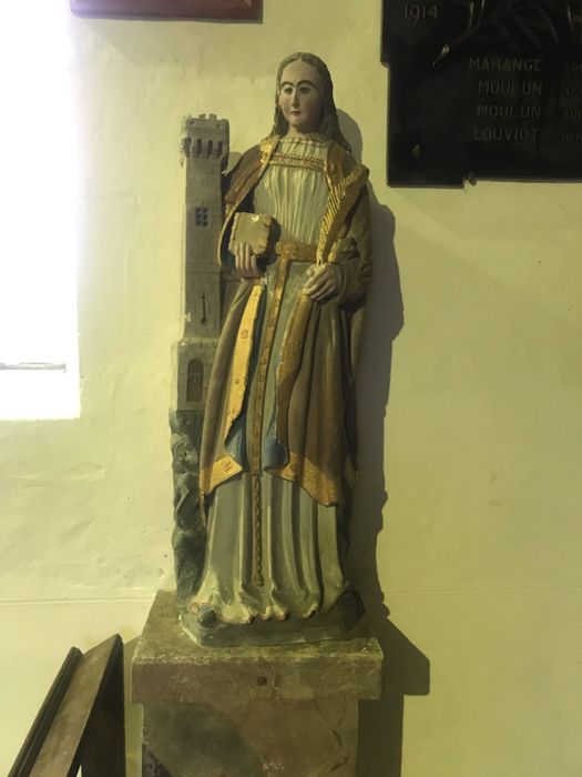 statue : Sainte Barbe