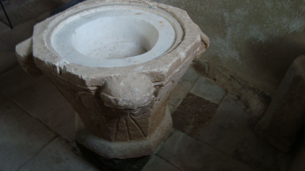 fonts baptismaux