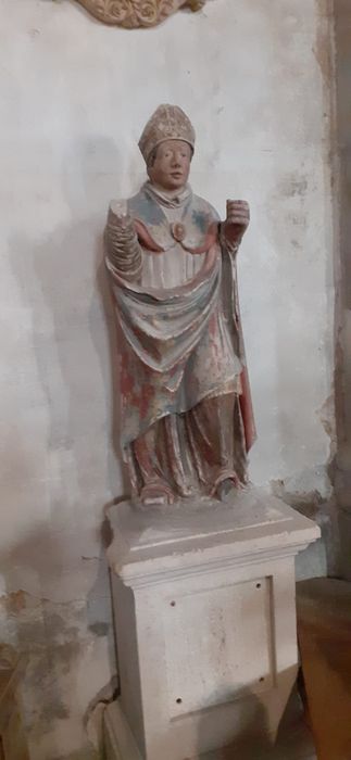 statue : Saint Evêque