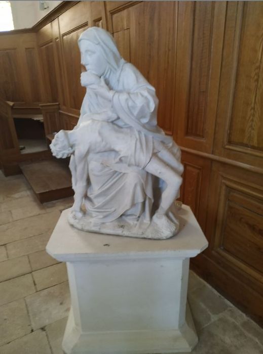 groupe sculpté : Vierge de Pitié