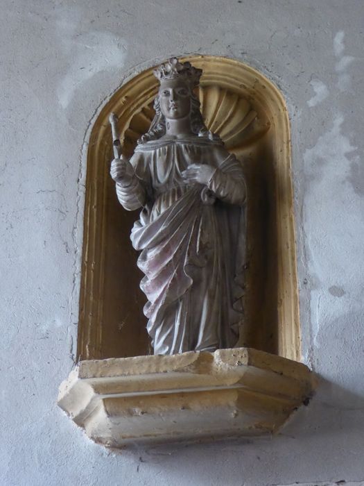 statue : Sainte non identifiée