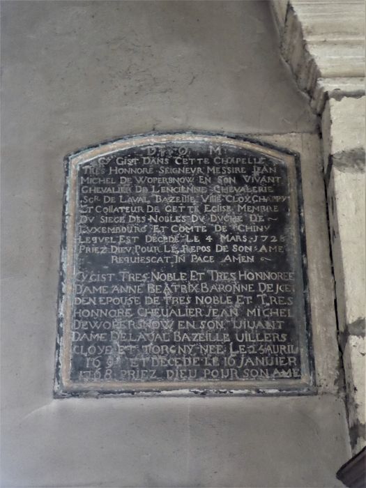 plaque funéraire (inscription funéraire) à la mémoire de Jean-Michel de Wopershow, seigneur de Bazeilles et de Anne-Béatrix de Heyden son épouse