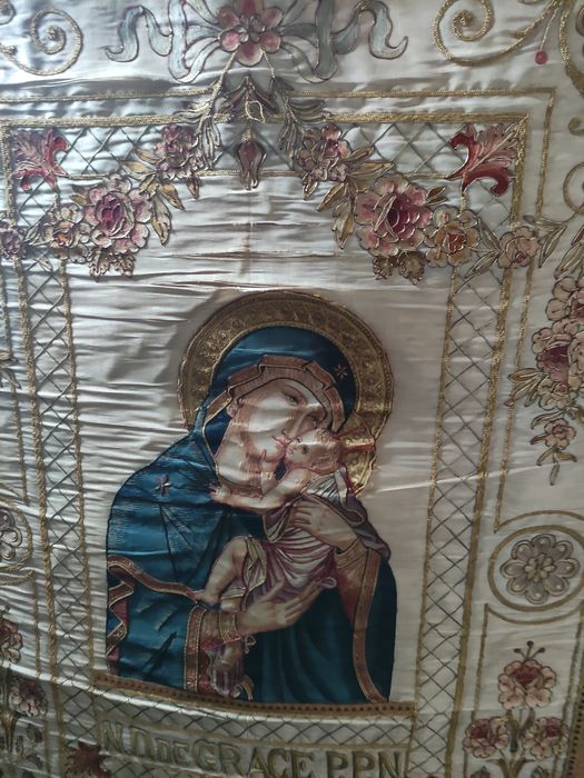 bannière, détail