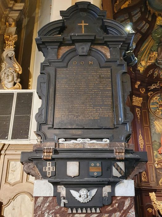 Monument funéraire de Jean de Halle