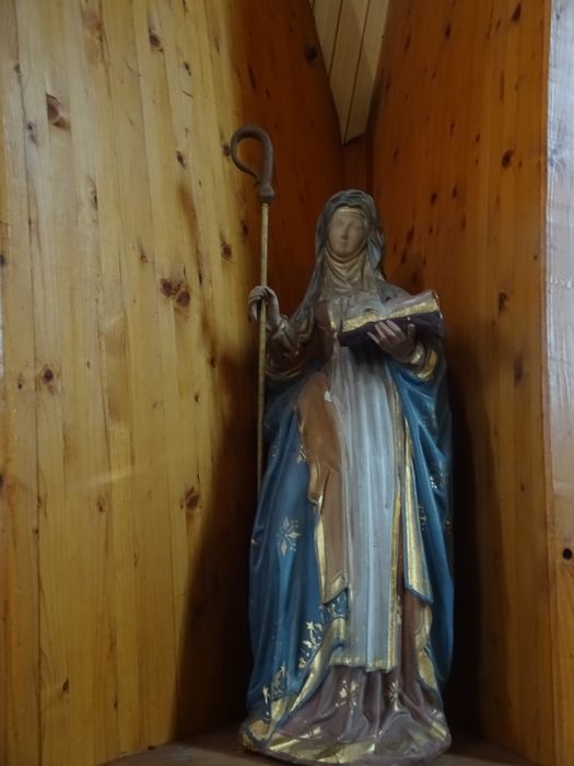 statue : Sainte abbesse ou sainte Olle