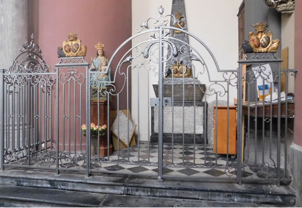 clôture de chapelle