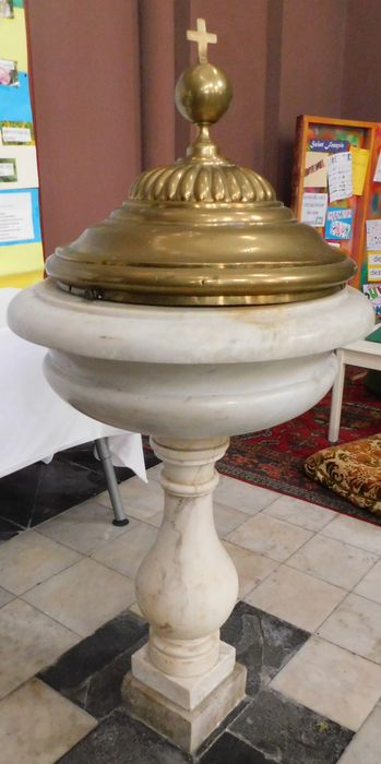 fonts baptismaux