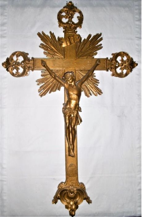 croix d’autel (?)