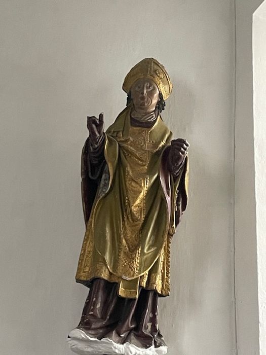 statue (petite nature) : saint évêque