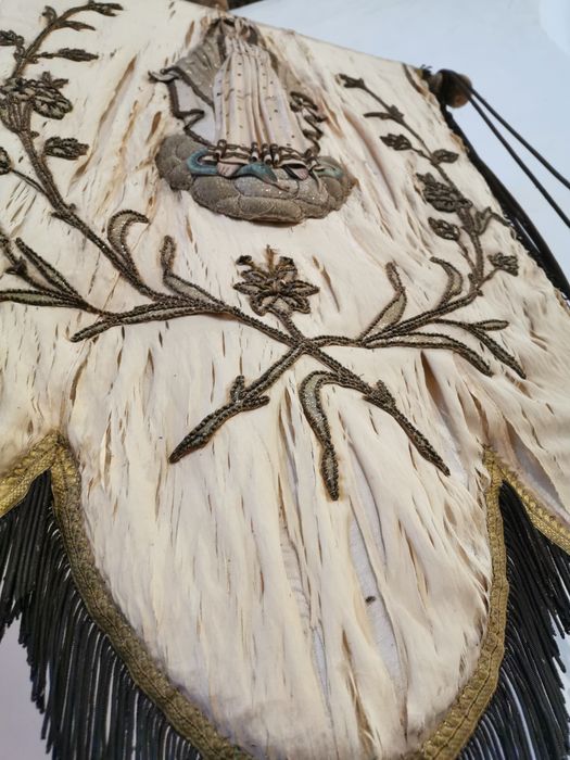 bannière de procession de la Vierge - © Ministère de la Culture (France), Collectif Objets – Tous droits réservés