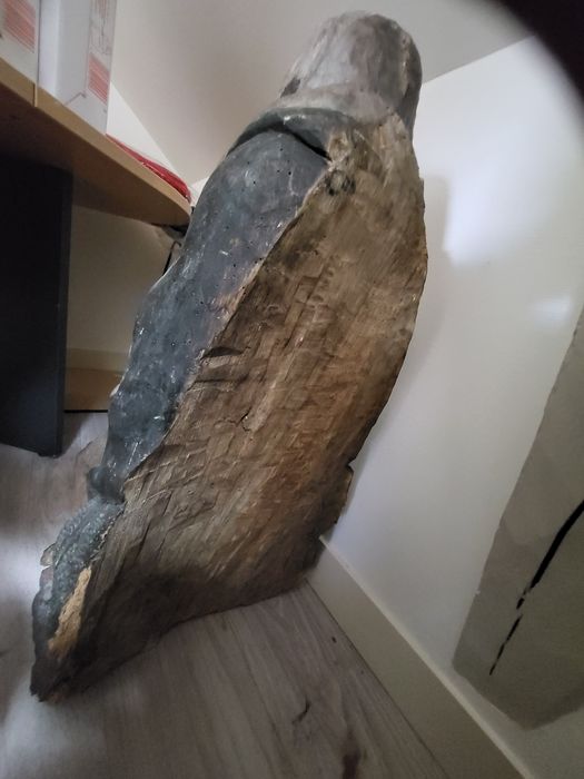 groupe sculpté : Vierge de Pitié (revers)