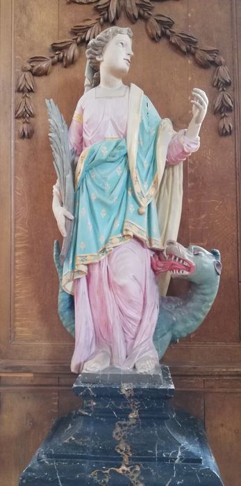 statues : Sainte Marguerite