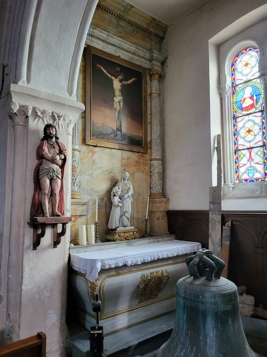 autel latéral, retable, tableau : Christ en croix