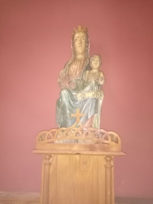 statue : Vierge à l'Enfant