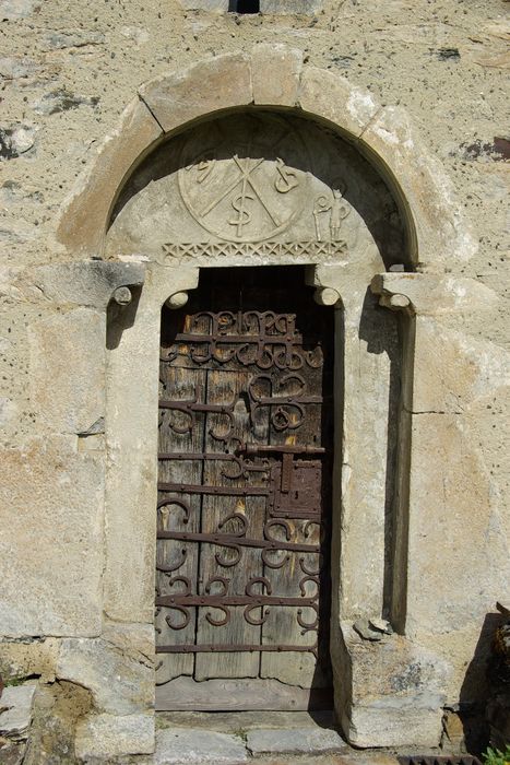 vantail de la porte d’accès