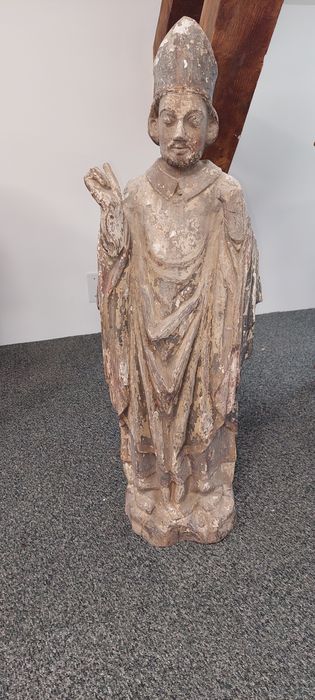 statue : Évêque bénissant