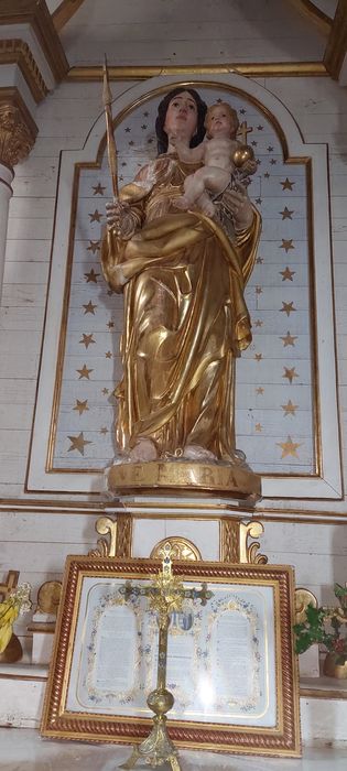 statue : Vierge à l'Enfant