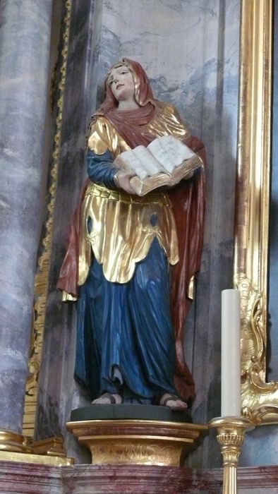 statue : Saint Anne