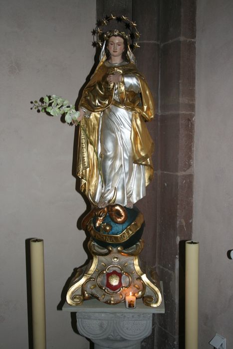 Statue : Vierge de l'immaculée Conception