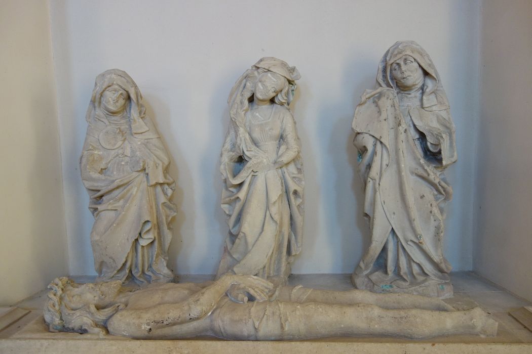 statues : Saintes femmes au tombeau du Christ