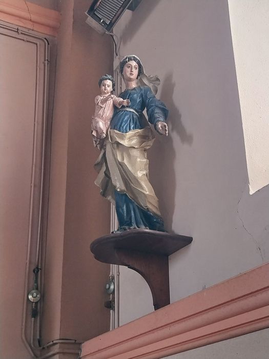 statue : Vierge à l'Enfant