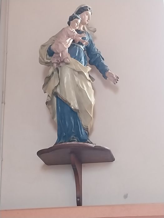 statue : Vierge à l'Enfant