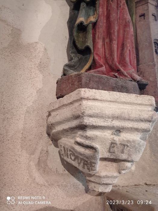 statue : Sainte Barbe, détail de la console