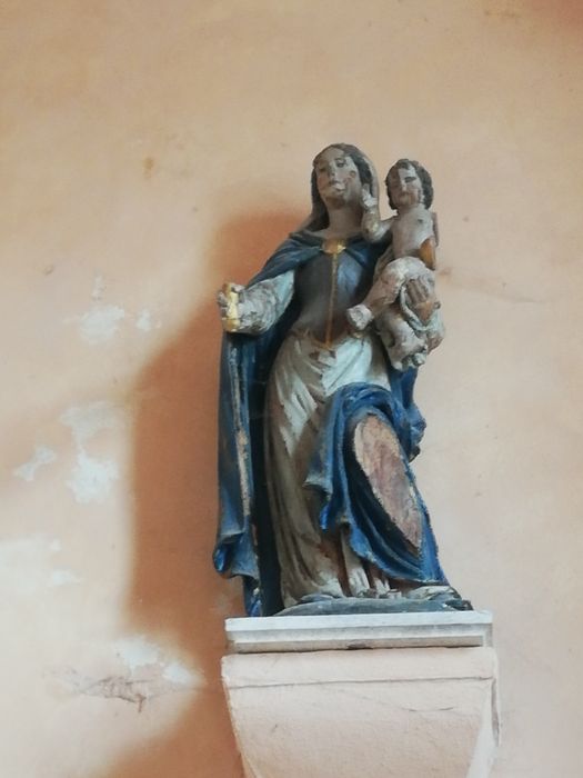 statue : Vierge à l'Enfant