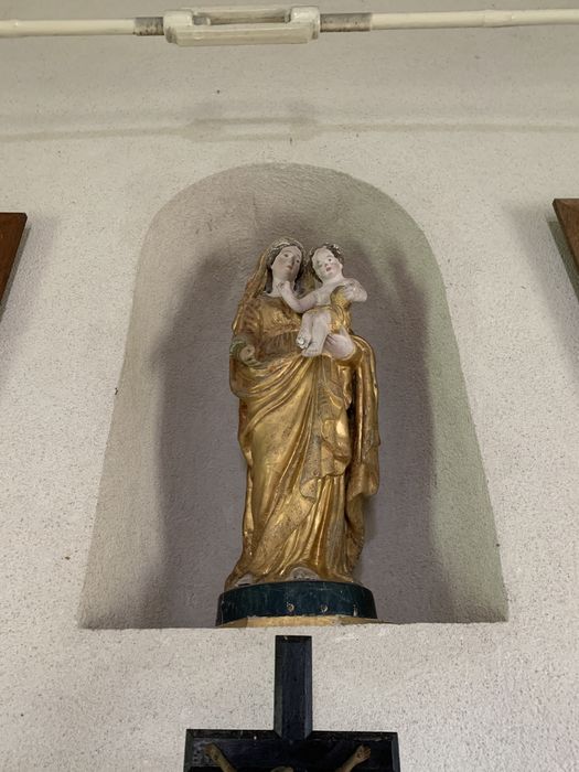 statue : Vierge à l'Enfant