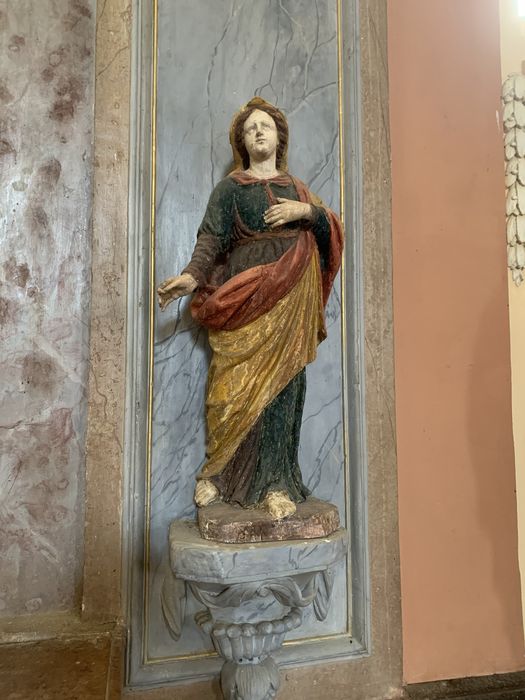 statue : Sainte Marguerite