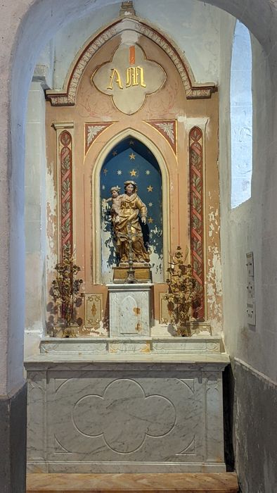 statue : Vierge à l'Enfant