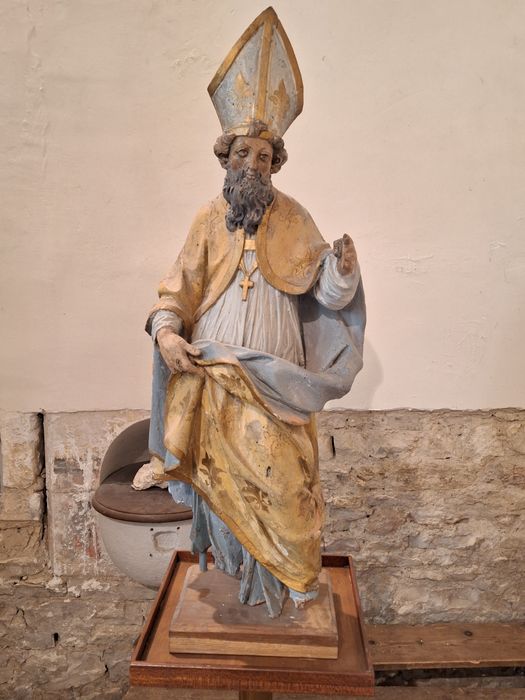 statue : Saint Loup