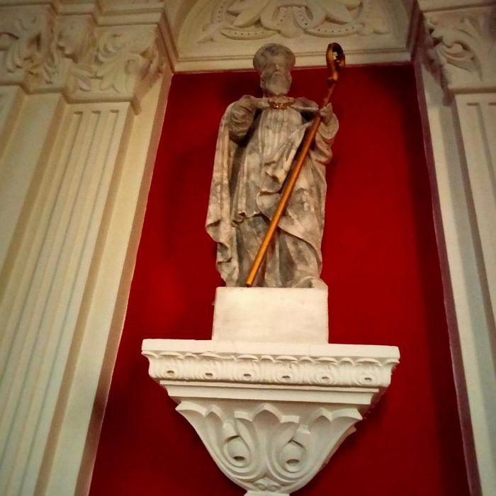 statue : Saint Loup