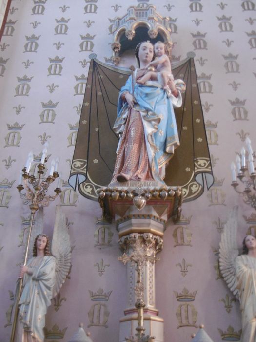 statue : Vierge à l'Enfant
