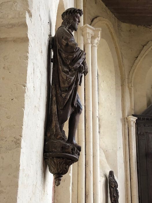 statue : Christ aux liens, profil droit