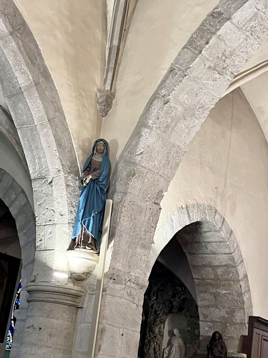 statue : Vierge du Calvaire