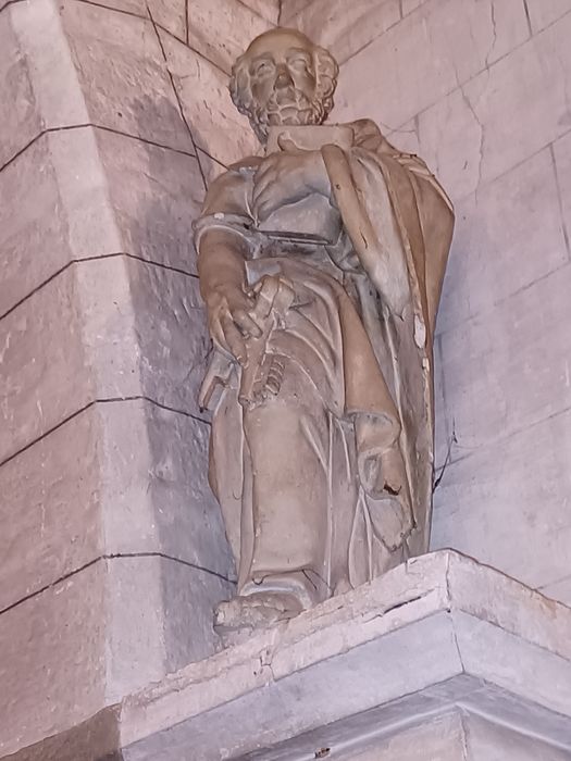 statue : Saint Pierre