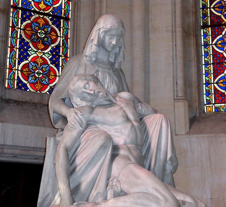 statue : Vierge de Pitié