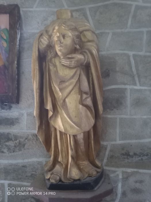 statue : sainte Valérie céphalophore