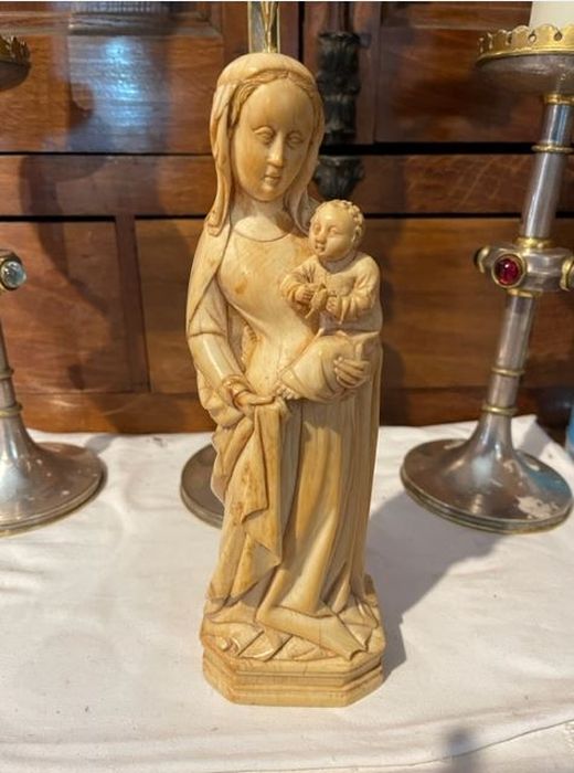 statuette : Vierge à l'Enfant