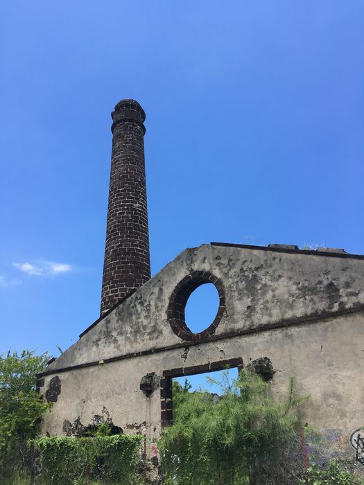 vue partielle des bâtiments