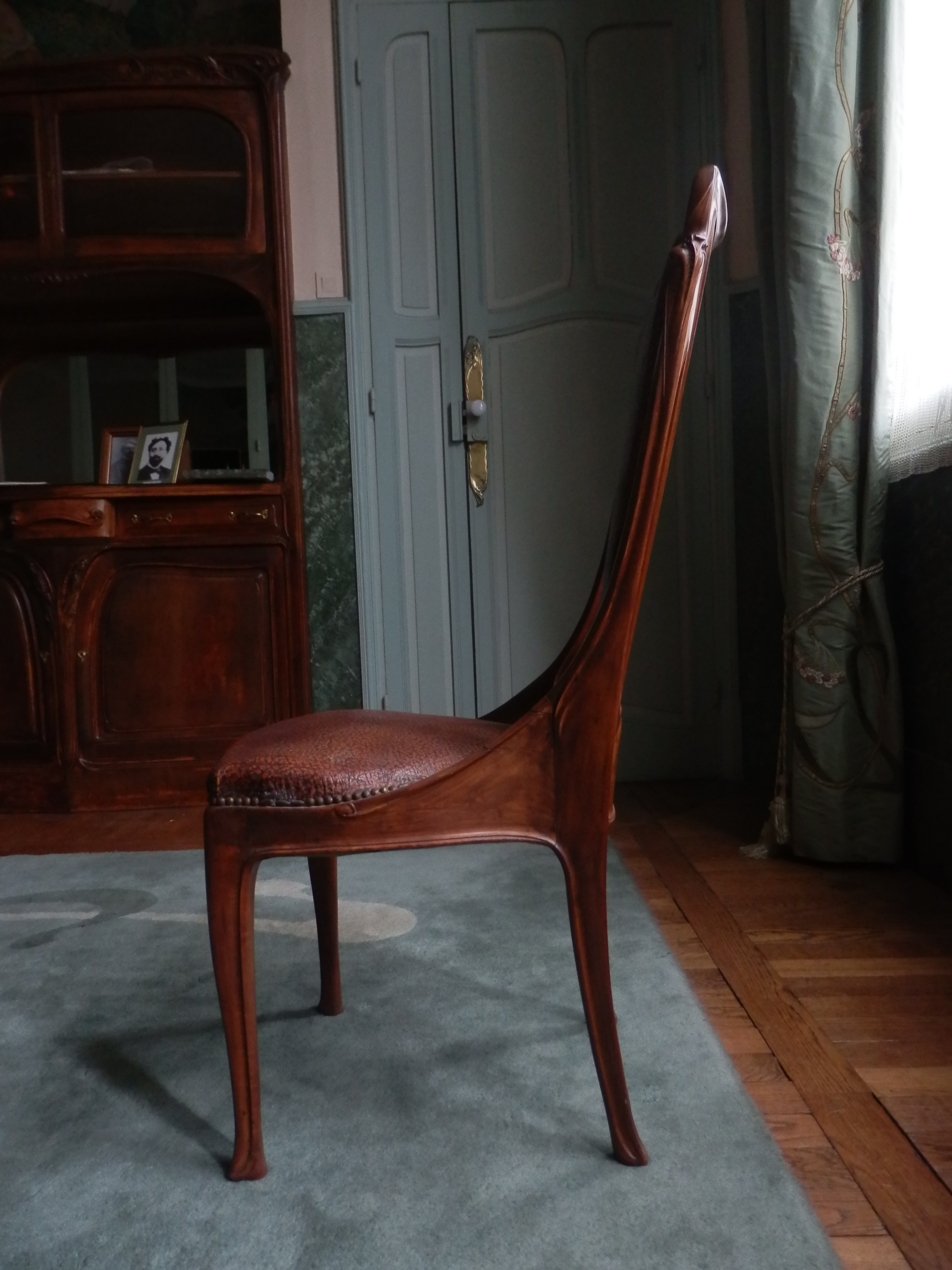 chaise, vue de côté