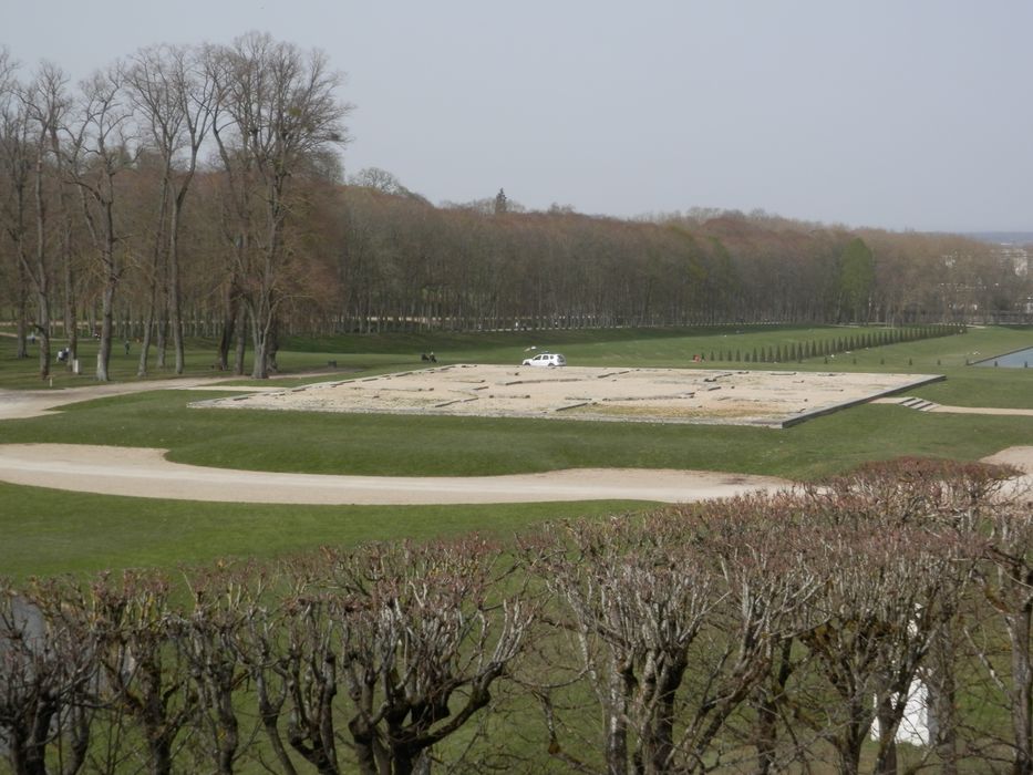 vue générale sur la matérialisation au sol  du Pavillon Royal