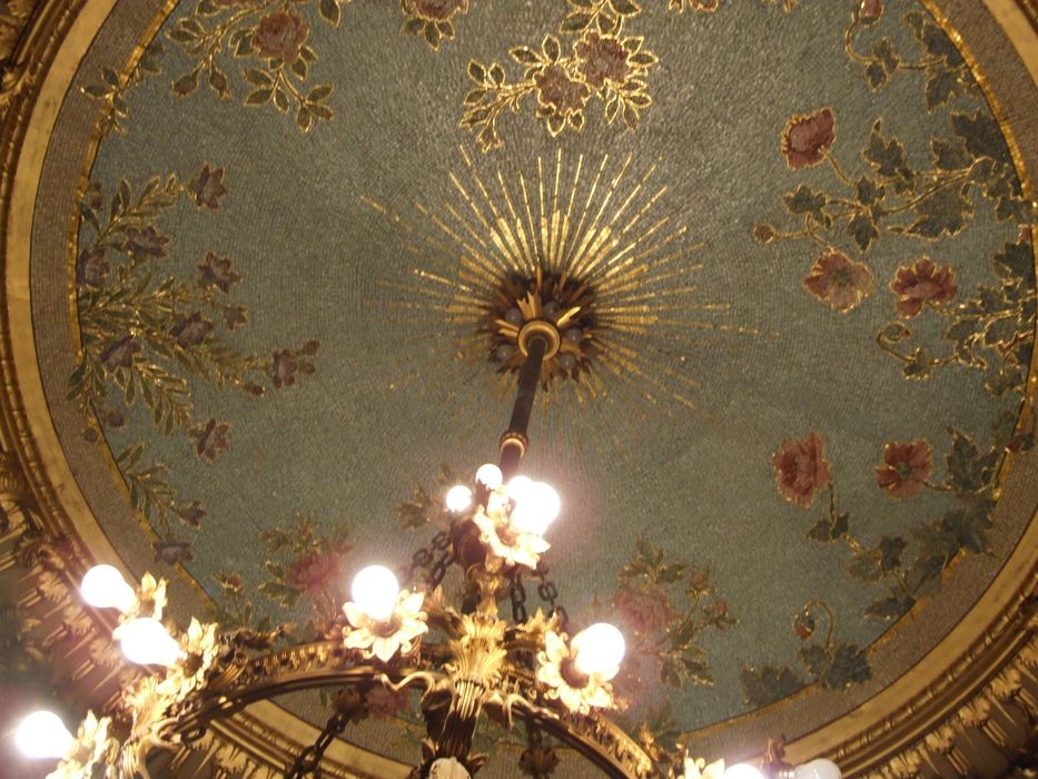 avant-foyer, plafond avec mosaïques