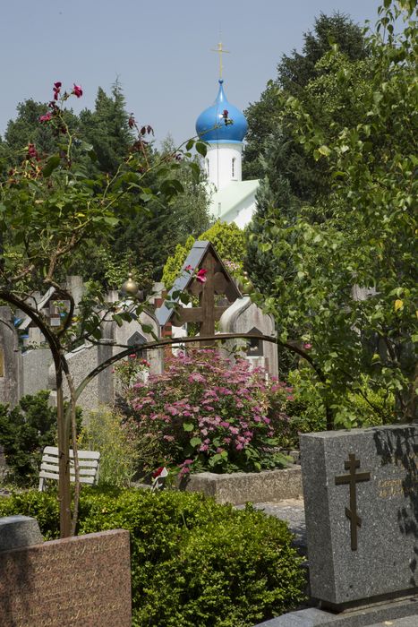 vue partielle des tombes orthodoxes