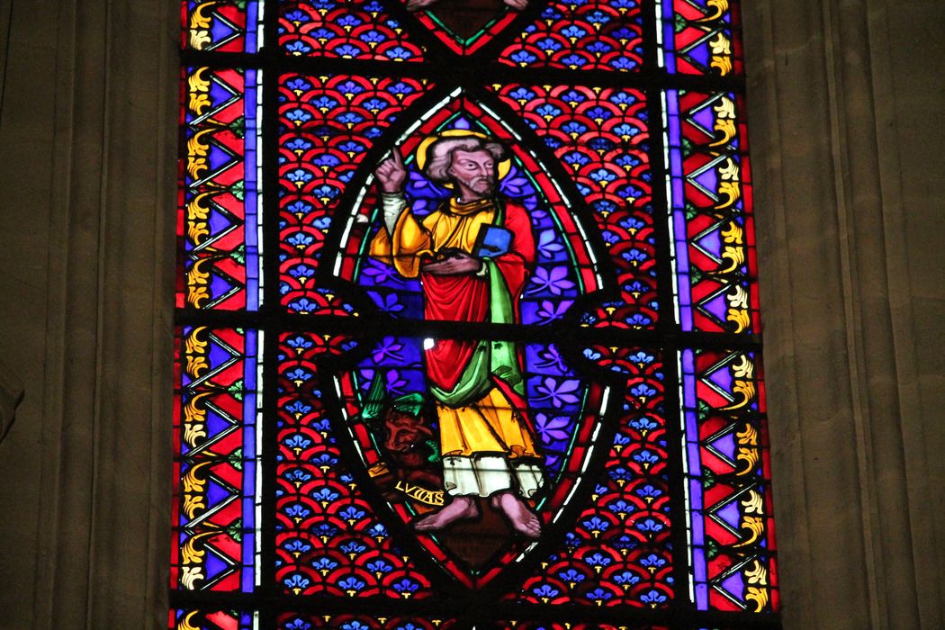 verrière du choeur : Saint Luc