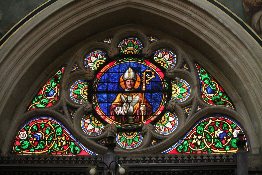 verrière du transept droit : Saint Germain, martyr