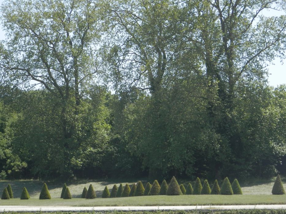 jardin, grand parterre sud-est, vue partielle