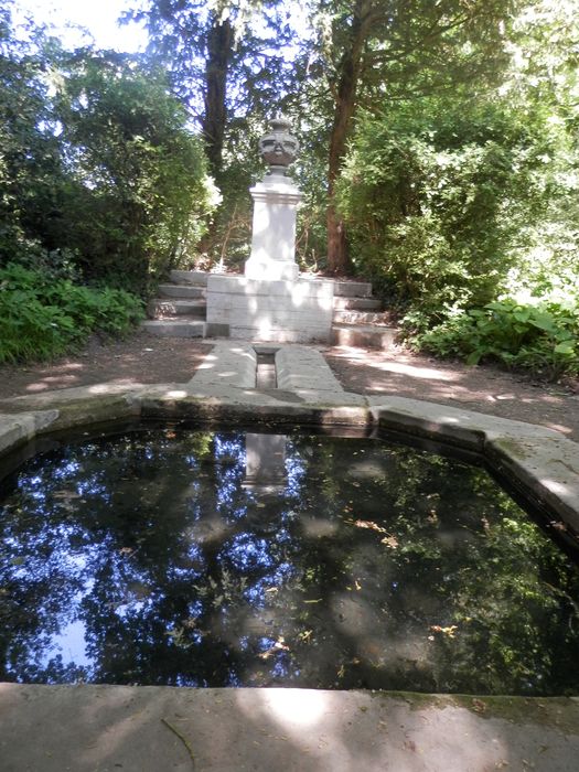 jardin anglais, Fontaine Belle-Eau